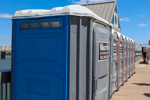 Best Portable Toilet Rental for Emergency Services  in Altadena, CA